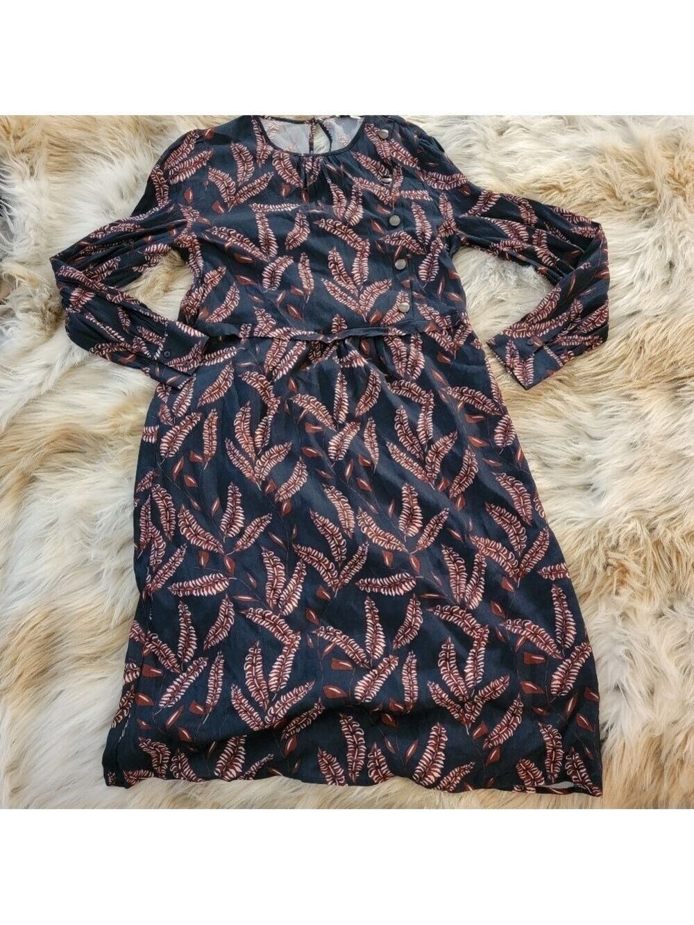 See U Soon Feather Pattern Dress Navy Burgundy - Picture 4 of 9